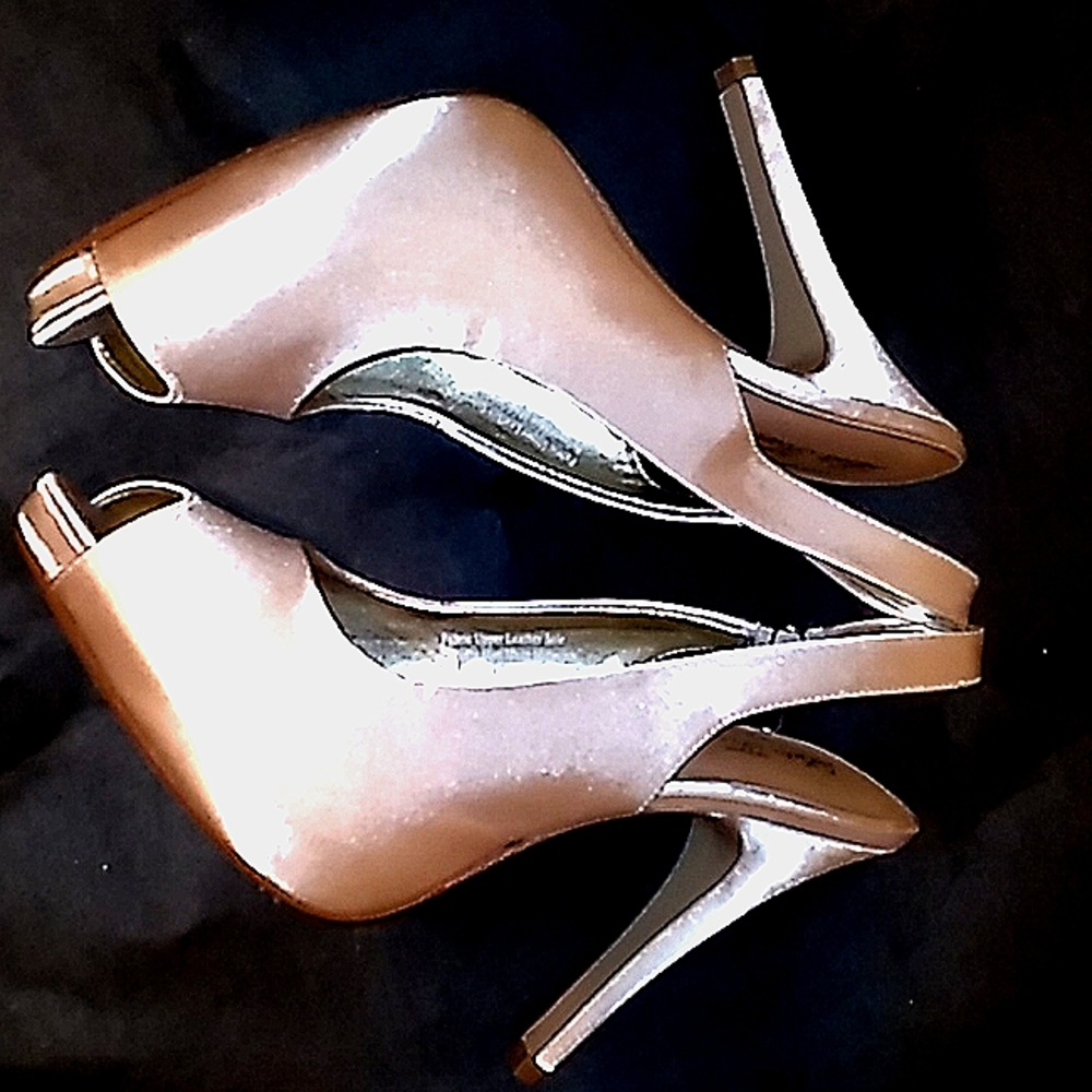 Heels 👠 - Picture 4 of 5